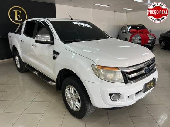 FORD RANGER 3.2 XLT 4X4 CD 20V DIESEL 4P AUTOMÁTICO